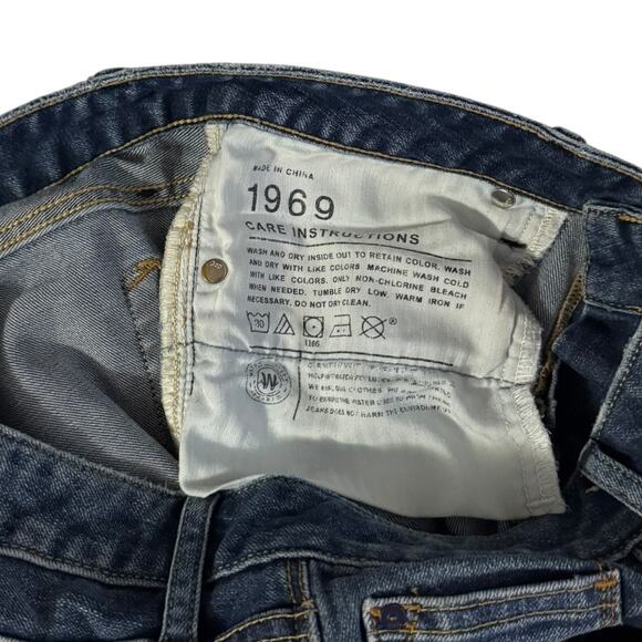 Curvy Flare Magic: Gap 1969 Blue Jeans for Effortless Vintage Vibes - Picture 2 of 7